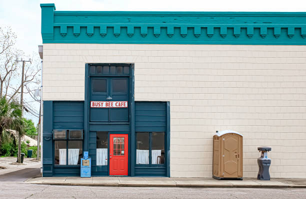 Best Porta potty rental near me  in Cincinnati, OH